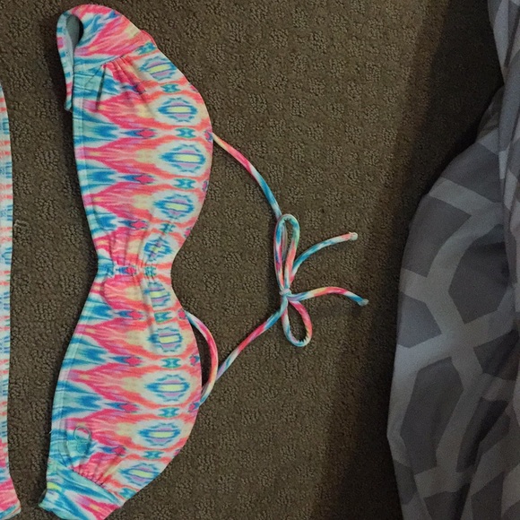 bathing suit - Picture 2 of 2